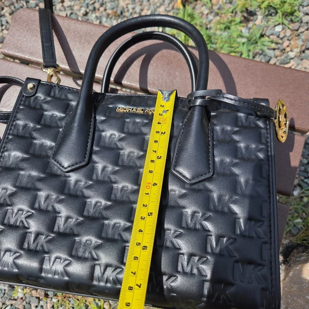 Michael Kors Black Embossed Leather Gold Logo Handbag Purse Maple Satchel - Picture 16 of 16